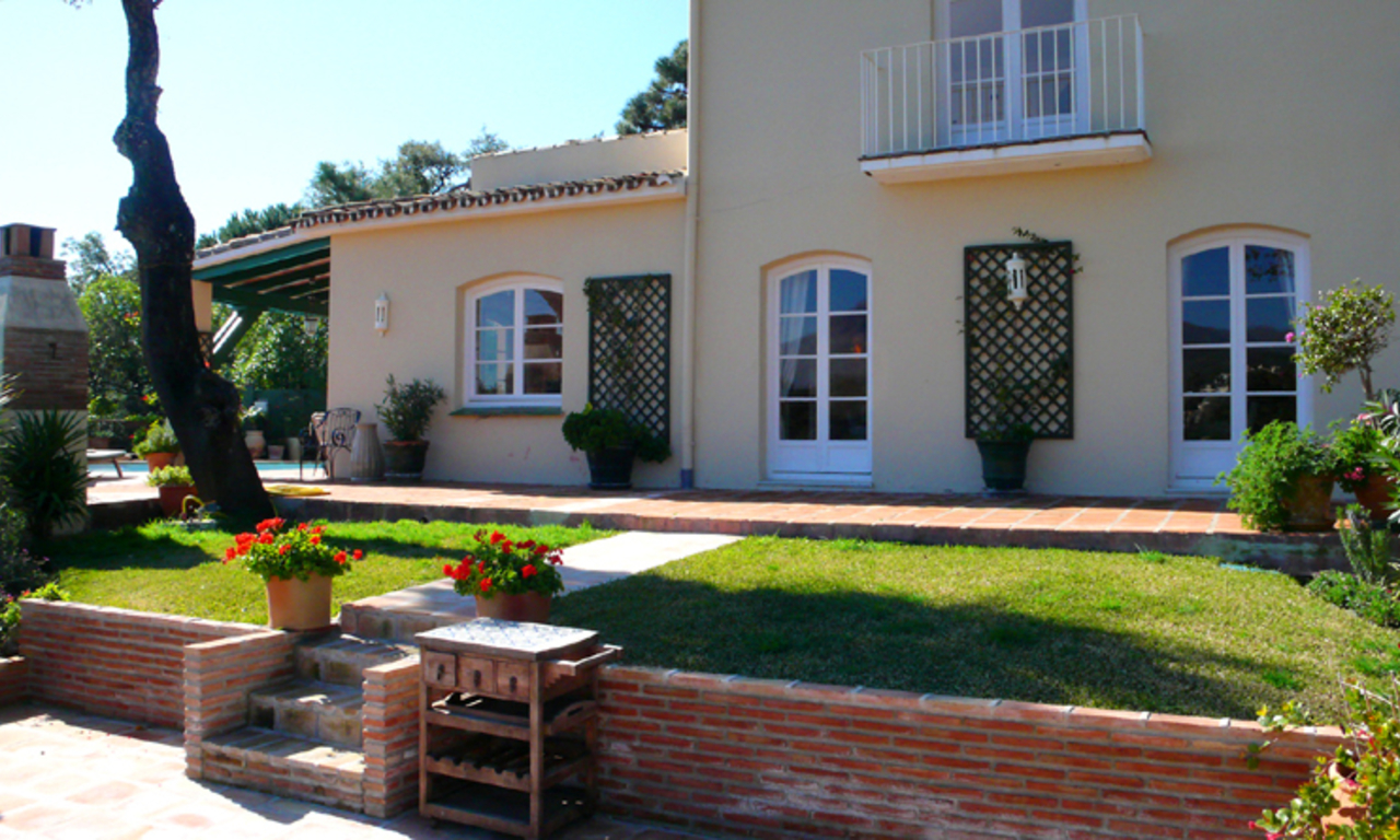 Villa en venta en el Madroñal entre Marbella y Benahavis 5