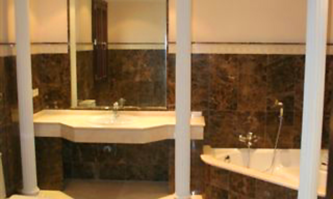 Se vende villa recientemente construida en la zona de Marbella Benahavis 16