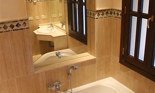 Se vende villa recientemente construida en la zona de Marbella Benahavis 17