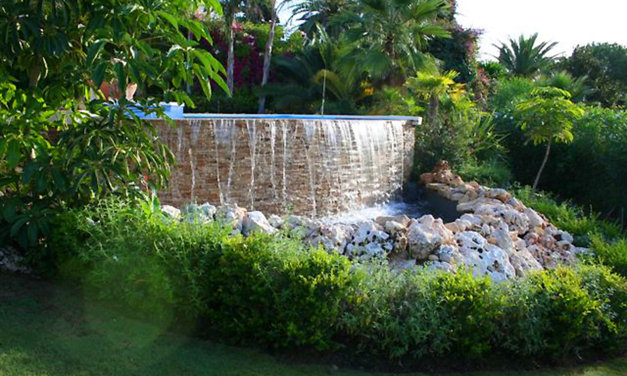 Se vende villa recientemente construida en la zona de Marbella Benahavis 24