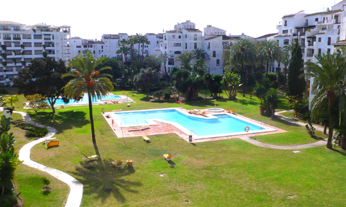 Apartamento en venta, Puerto Banús, Marbella 