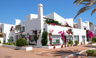 Apartamentos y Áticos en primera línea de playa en venta, La Duquesa, Costa del Sol 9