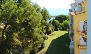 Apartamento-estudio a la venta en complejo en primera línea de playa en Puerto Banús – Marbella 1