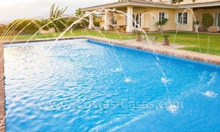 Villa exclusiva a la venta con vistas panorámicas,prestigiosa comunidad totalmente vallada, Marbella – Benahavis 8