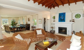 Villa exclusiva a la venta con vistas panorámicas,prestigiosa comunidad totalmente vallada, Marbella – Benahavis 18