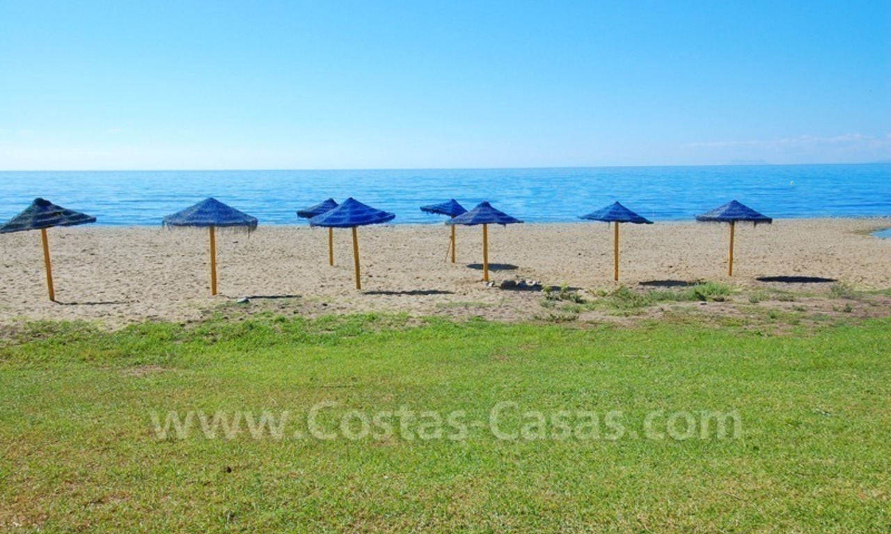 Villa a la venta cerca de la playa en la zona de Marbella – Estepona 24