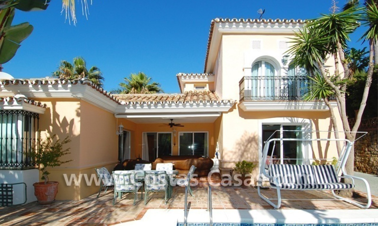 Villa en zona de playa en venta cerca de la playa en Marbella. 1