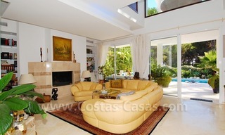 Villa de estilo moderno a la venta, cerca de la playa, Marbella Estepona 8