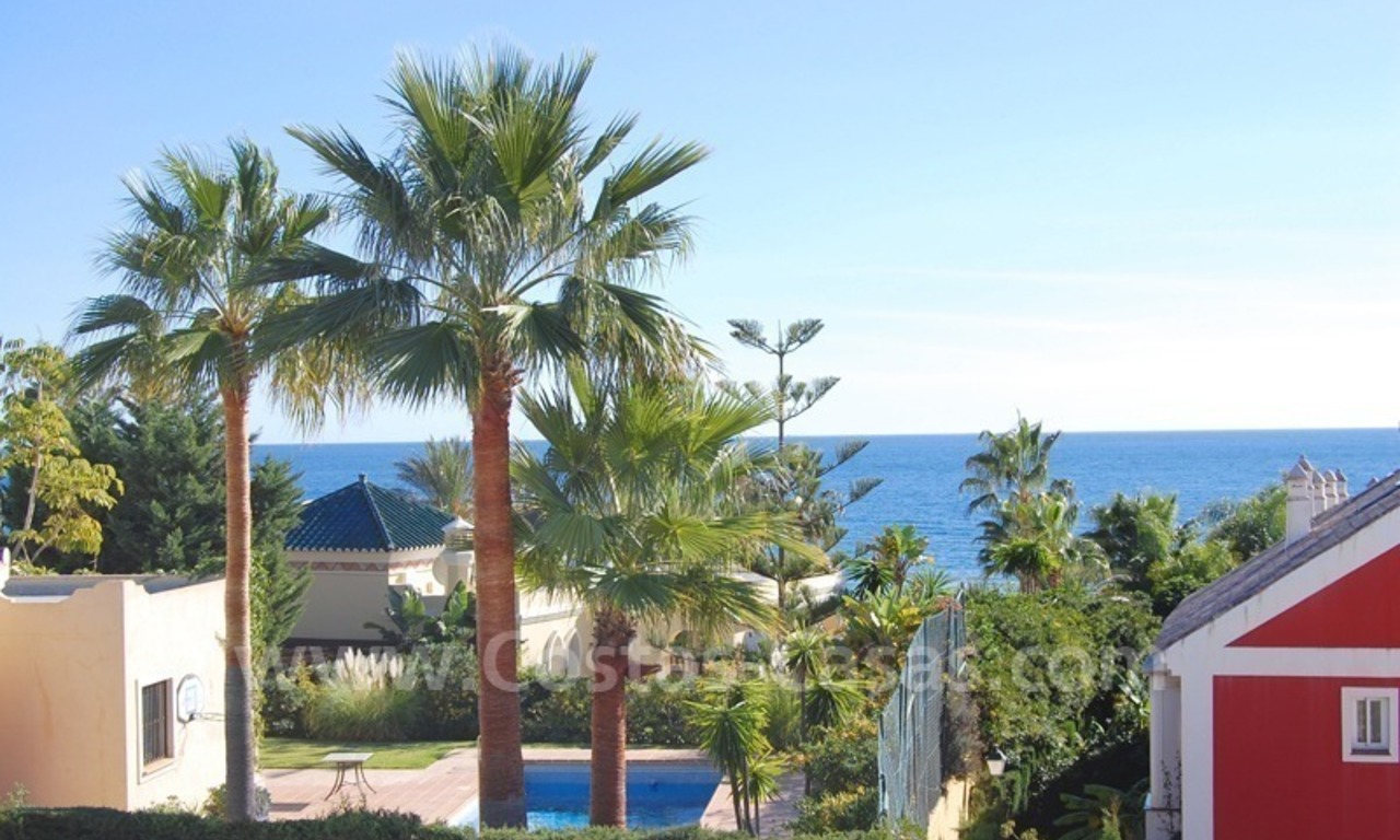 Villa de lujo en zona de playa a la venta en Marbella 26