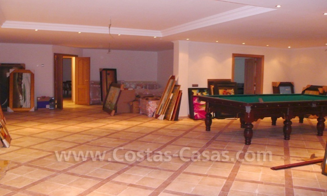 Amplia y exclusiva mansión a la venta en Marbella – Benahavis. 28