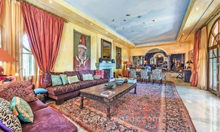 Gran villa de estilo clásico en venta en El Madroñal, Benahavis - Marbella 22017 
