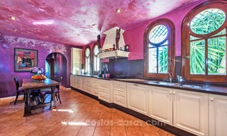 Gran villa de estilo clásico en venta en El Madroñal, Benahavis - Marbella 22018 