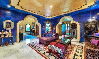 Gran villa de estilo clásico en venta en El Madroñal, Benahavis - Marbella 22028 