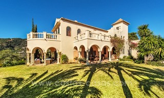 Gran villa de estilo clásico en venta en El Madroñal, Benahavis - Marbella 22030 