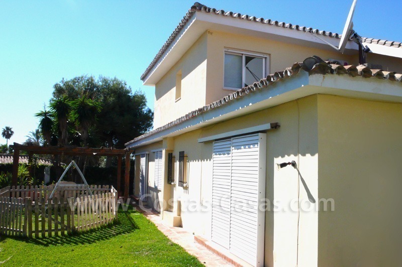 Villa en venta cerca de la playa en Los Monteros Marbella