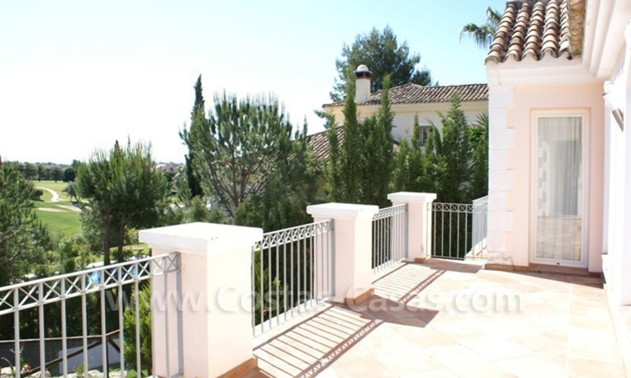 Villa de lujo en venta en Nueva Andalucía, Marbella 3