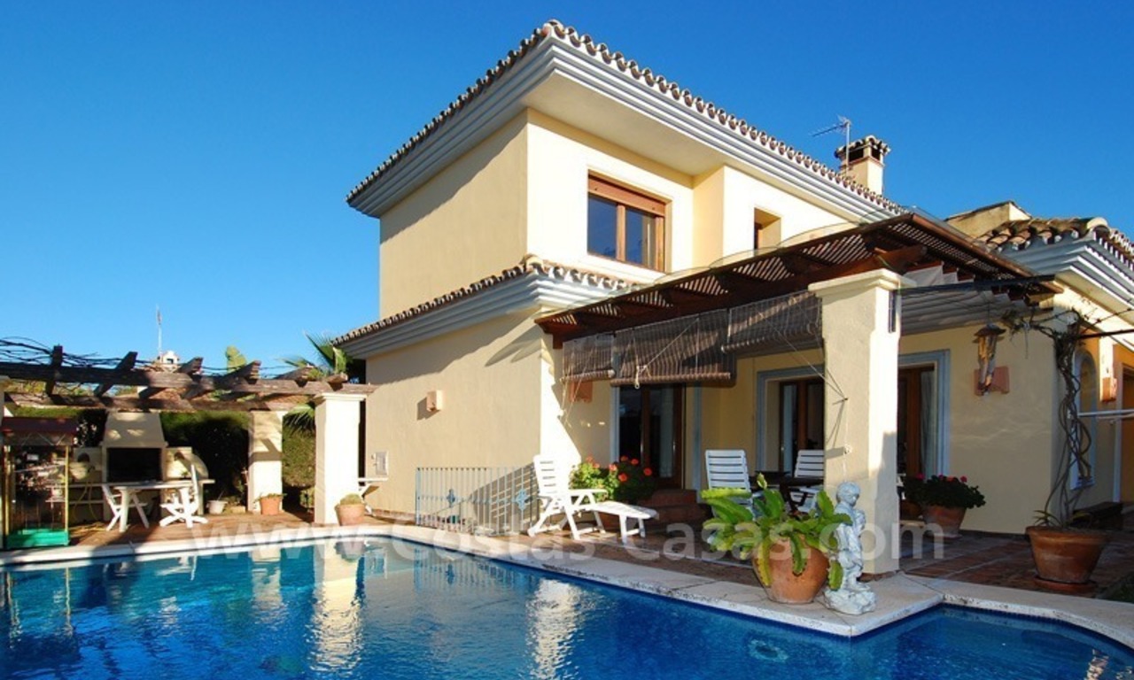 Villa a la venta en zona de playa, cerca de la playa en Marbella este. 3