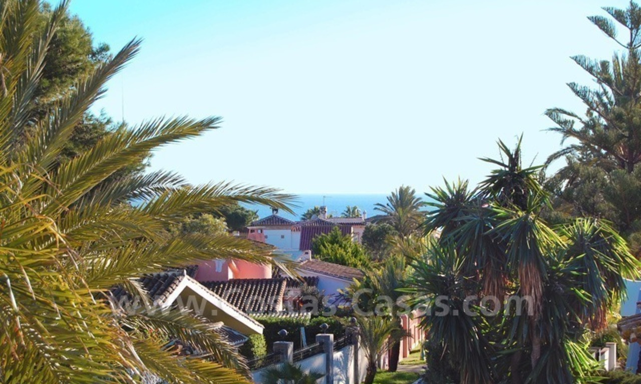 Villa a la venta en zona de playa, cerca de la playa en Marbella este. 8