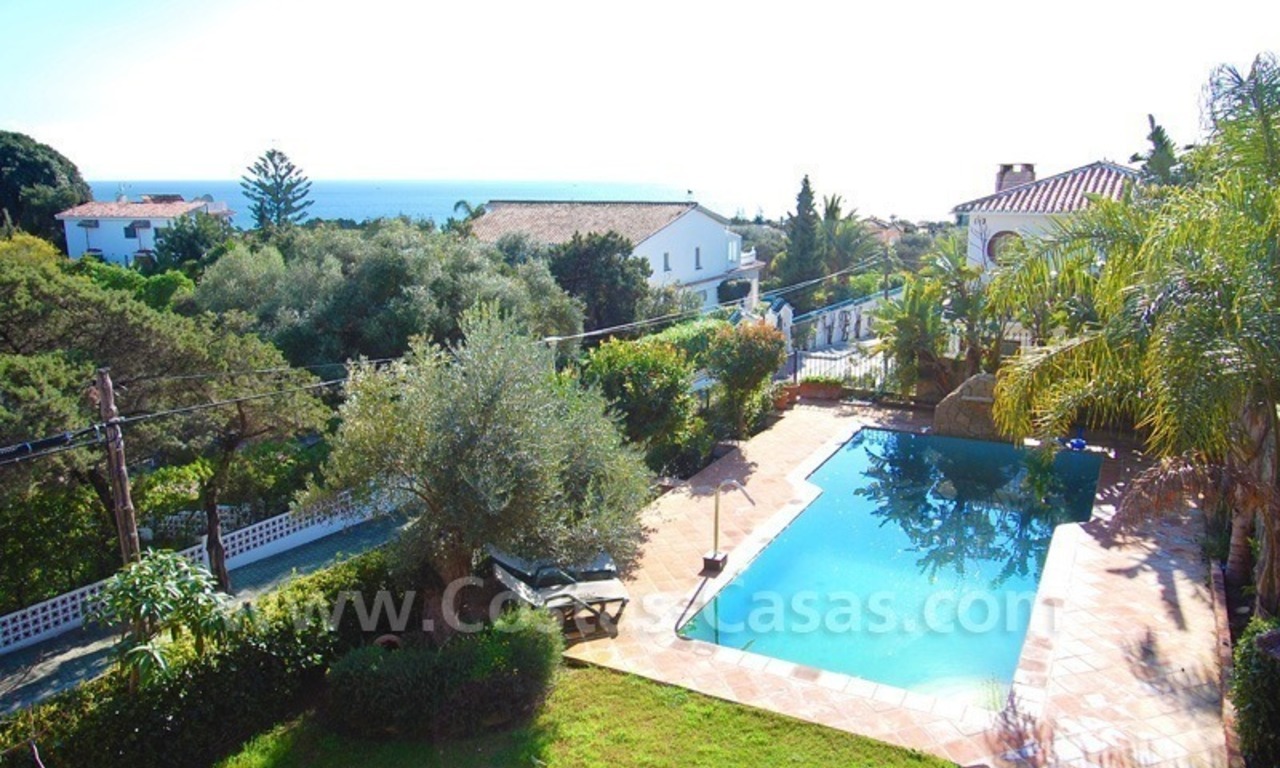Encantadora villa independiente en zona de playa a la venta en Marbella este 21