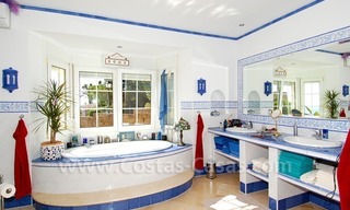 Estupenda villa de lujo a la venta en Marbella este 18