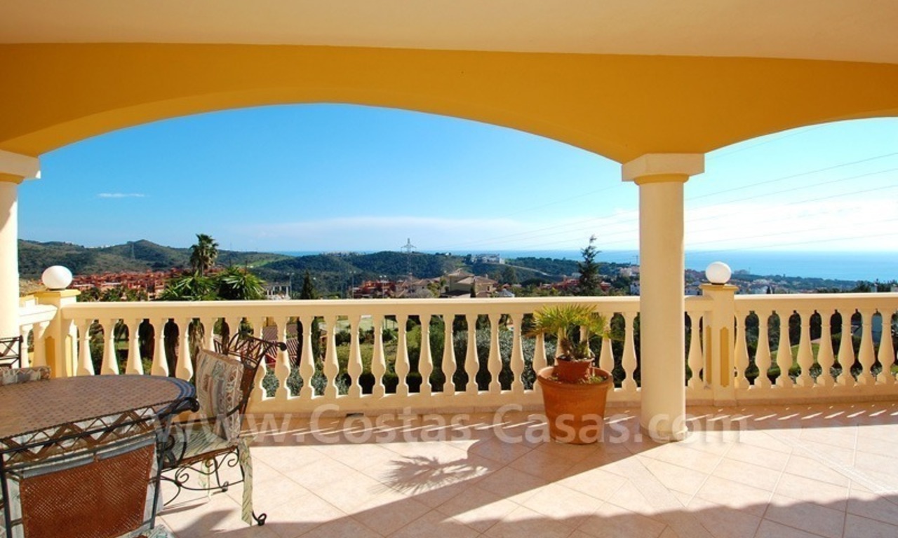 Estupenda villa de lujo a la venta en Marbella este 9