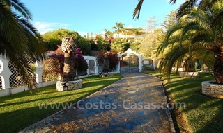 Villa de estilo andaluz en vente en Marbella Estepona 8