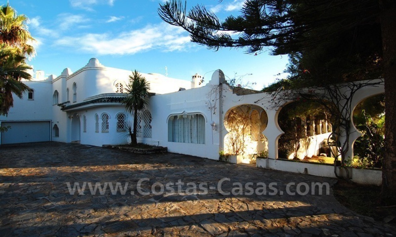 Villa de estilo andaluz en vente en Marbella Estepona 7