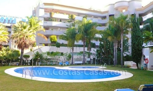 Apartamento de lujo a la venta en Puerto Banús – Marbella 