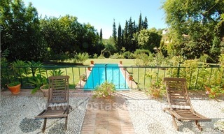Villa romántica a la venta en la zona norte de la Milla de Oro en Marbella 13