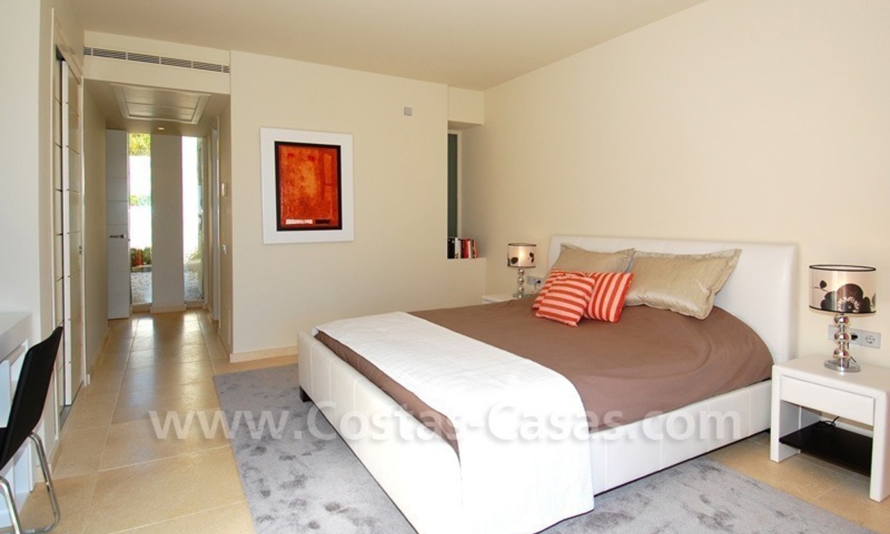 Ganga! Apartamento de estilo moderno a la venta, complejo de golf, Marbella – Benahavis 23