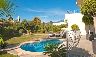 Villa de estilo contemporáneo a la venta en Nueva Andalucía – Marbella 2