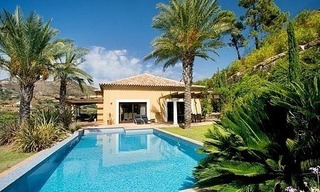 Villa de lujo a la venta en el complejo de golf en Marbella - Benahavis 1