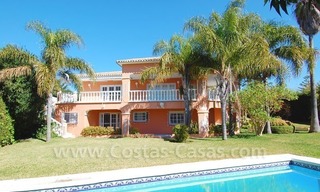 Villa a la venta cerca de la playa en Marbella 1