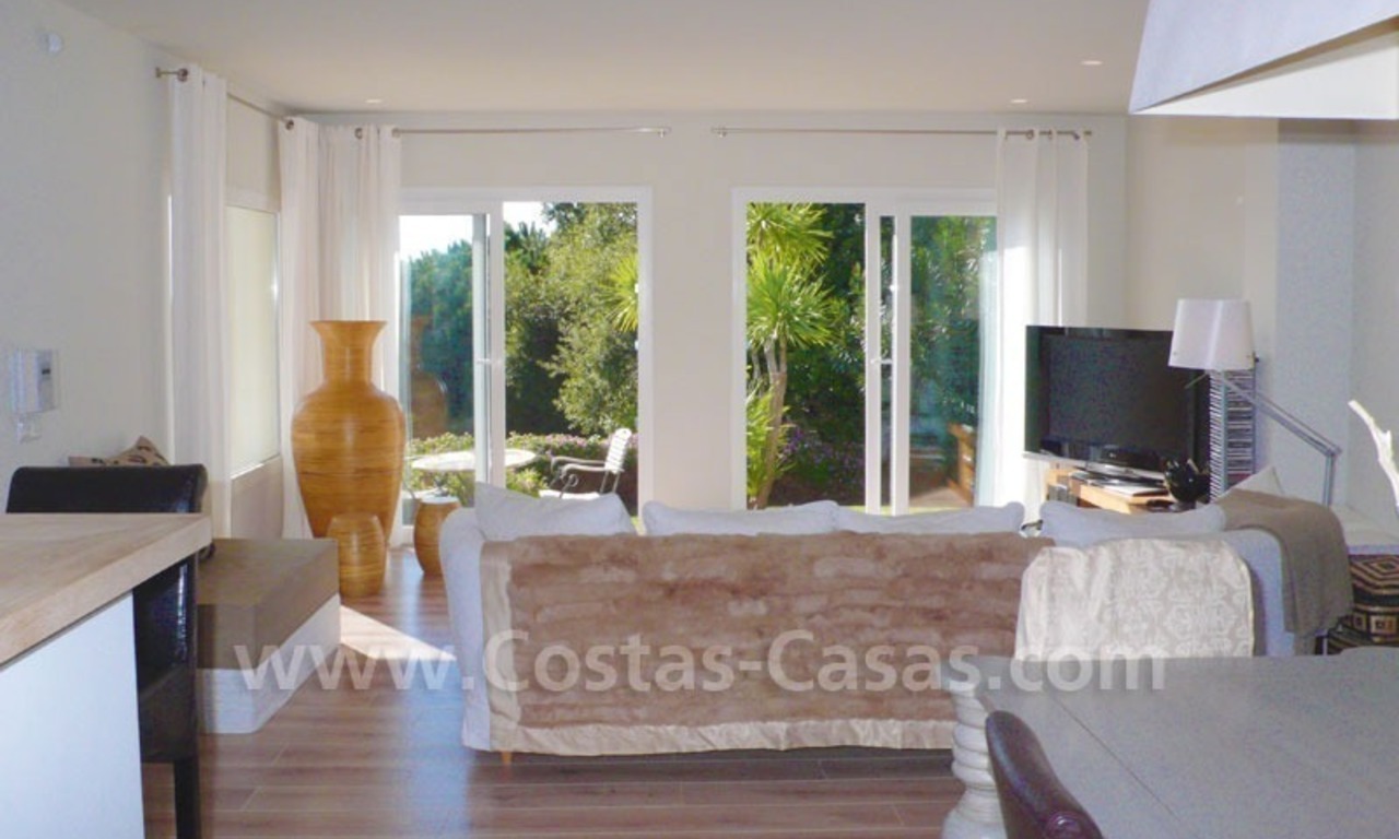 Ganga. Villa acogedora de estilo andaluz moderno a la venta en el este de Marbella 12