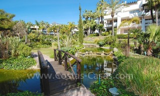 Espacioso apartamento de lujo para comprar en un complejo situado en primera línea de playa en la Milla de Oro – Marbella 22