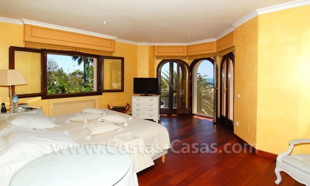 Villa de lujo de estilo clásico para comprar Sierra Blanca Marbella 19