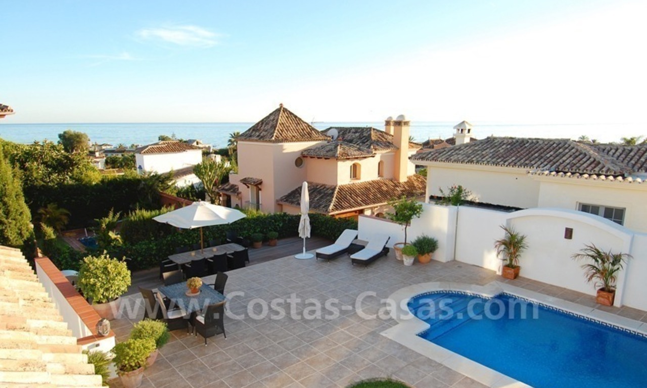 Villa cerca de la playa en venta – Las Chapas Playa, El Rosario, Marbella 7