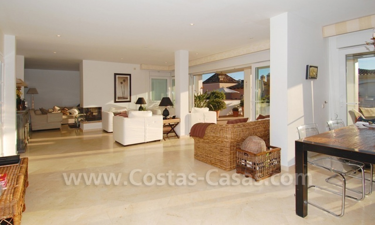 Villa cerca de la playa en venta – Las Chapas Playa, El Rosario, Marbella 12