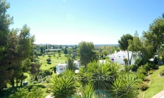 Apartamento muy acogedor situado en primera línea de golf para comprar en Nueva Andalucía – Marbella 0