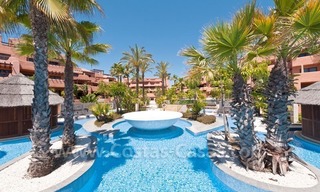 Apartamento de lujo situado en primera línea de playa a la venta en la zona de Marbella – Estepona 18