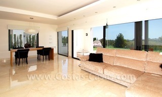 Villa moderna a la venta, primera línea de golf con vistas al mar, Marbella – Benahavis 6