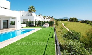 Villa moderna a la venta, primera línea de golf con vistas al mar, Marbella – Benahavis 2