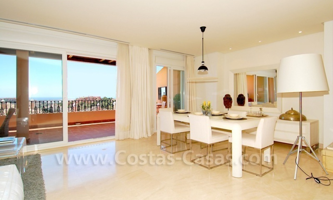 Estupendos apartamentos y áticos de lujo a la venta en Marbella - Nueva Andalucía 10