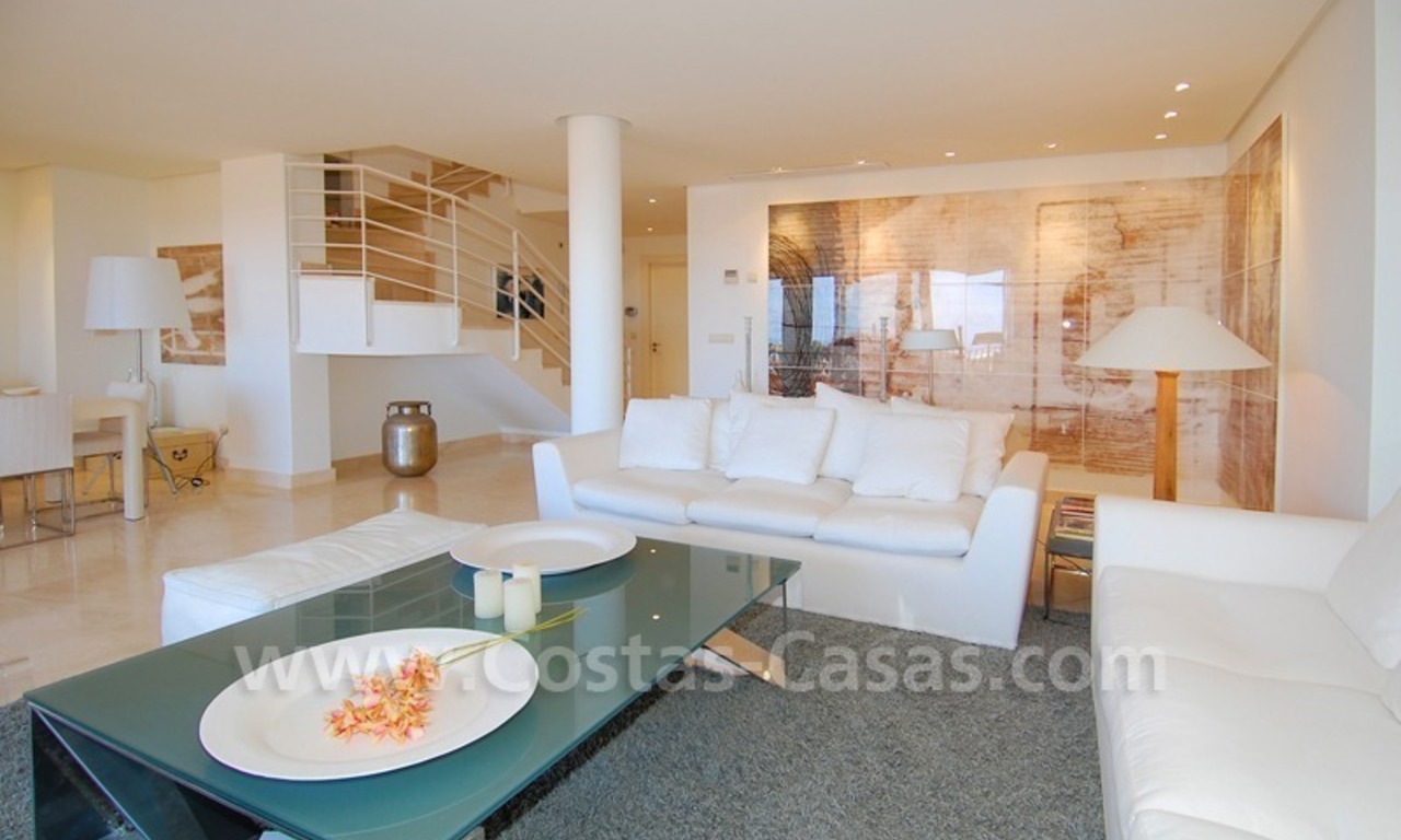 Estupendos apartamentos y áticos de lujo a la venta en Marbella - Nueva Andalucía 7