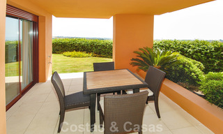 Apartamentos de lujo en el golf a la venta, Marbella - Benahavis 24002 