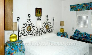 Villa cerca de playa de estilo español a la venta en Marbella este 10