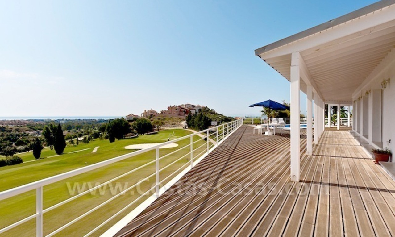 Villa frente al golf en venta, Marbella – Benahavis 1