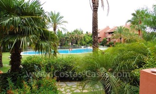 Espacioso apartamento de lujo a la venta en Nueva Andalucía muy cerca de Puerto Banús en Marbella 3