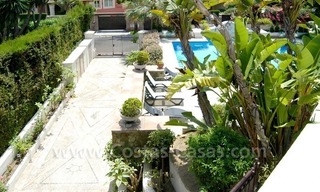 Villa de estilo clásico para comprar en Marbella este 3