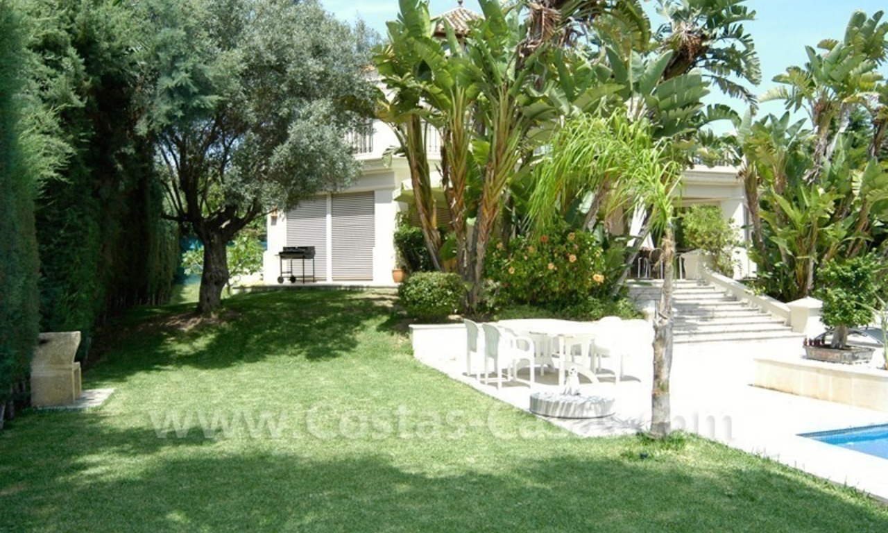 Villa de estilo clásico para comprar en Marbella este 4